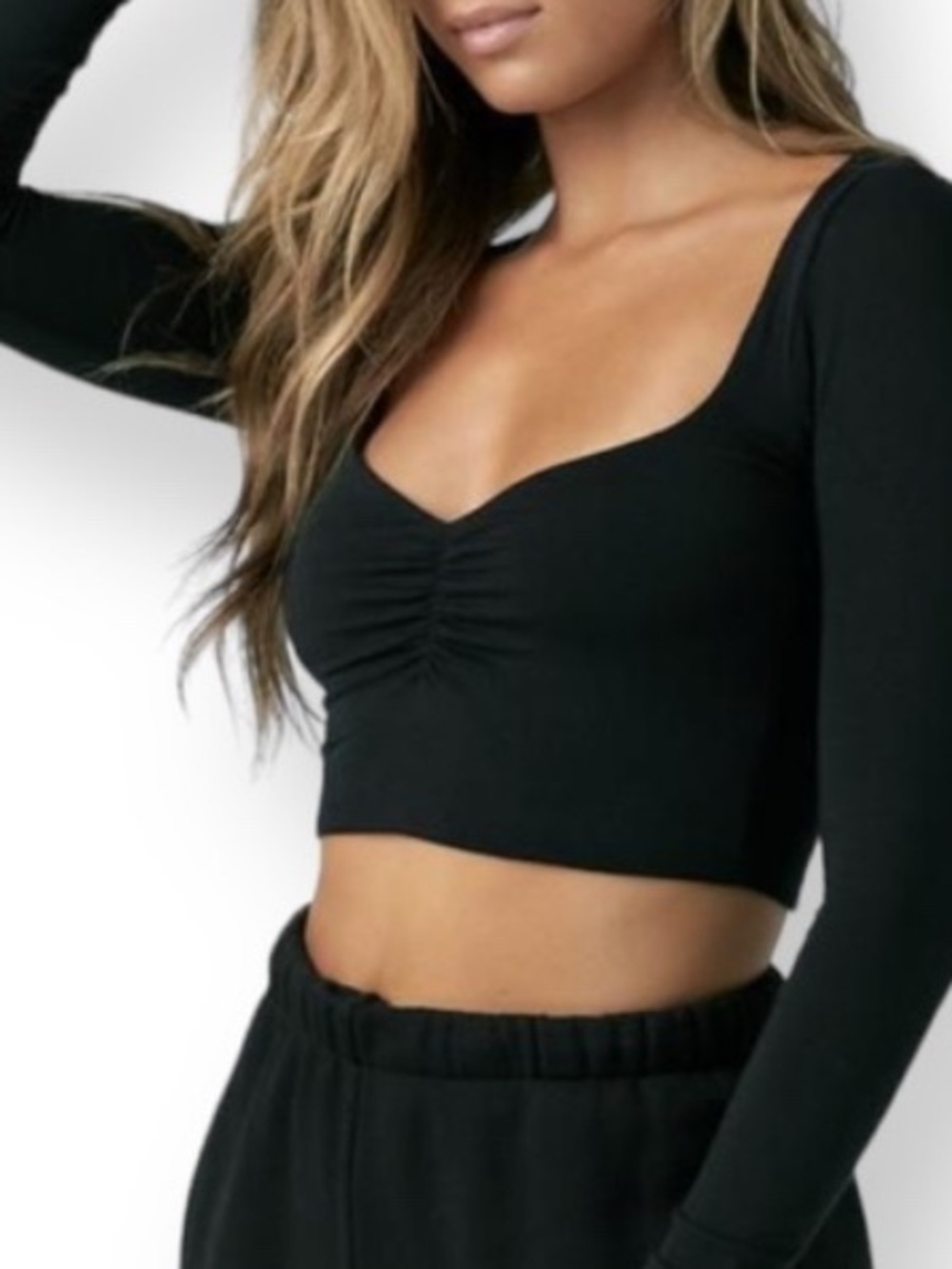 Joah Brown Black Long-Sleeve Ruched Scoop Crop Top